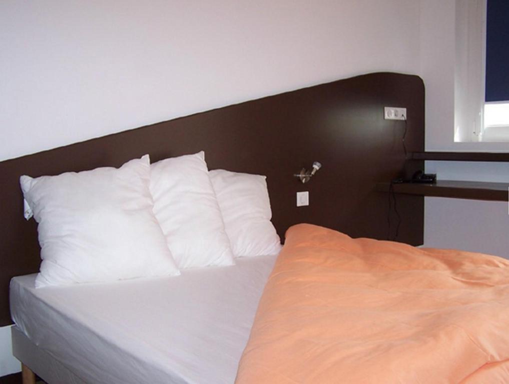 Hotel Le Richevaux 네프샤토 외부 사진
